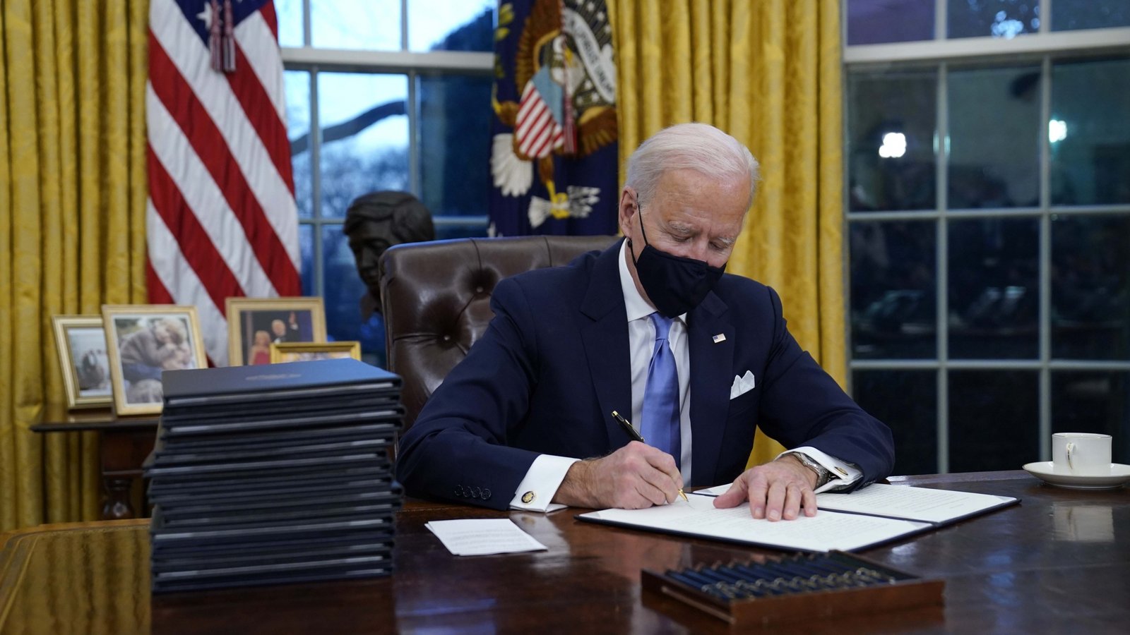 Biden Clamps Down on Climate Change and Other Top Stories This Week